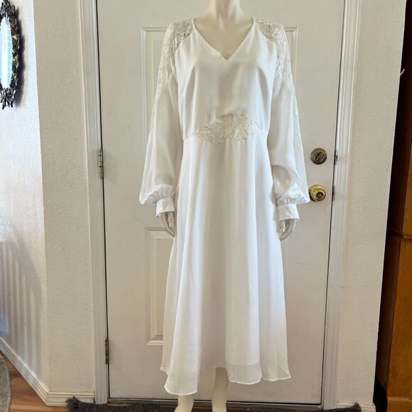 JJ House Woman's Plus-Size White V-Neck Chiffon Lace Midi Wedding Dress Sz XXL - Picture 2 of 13
